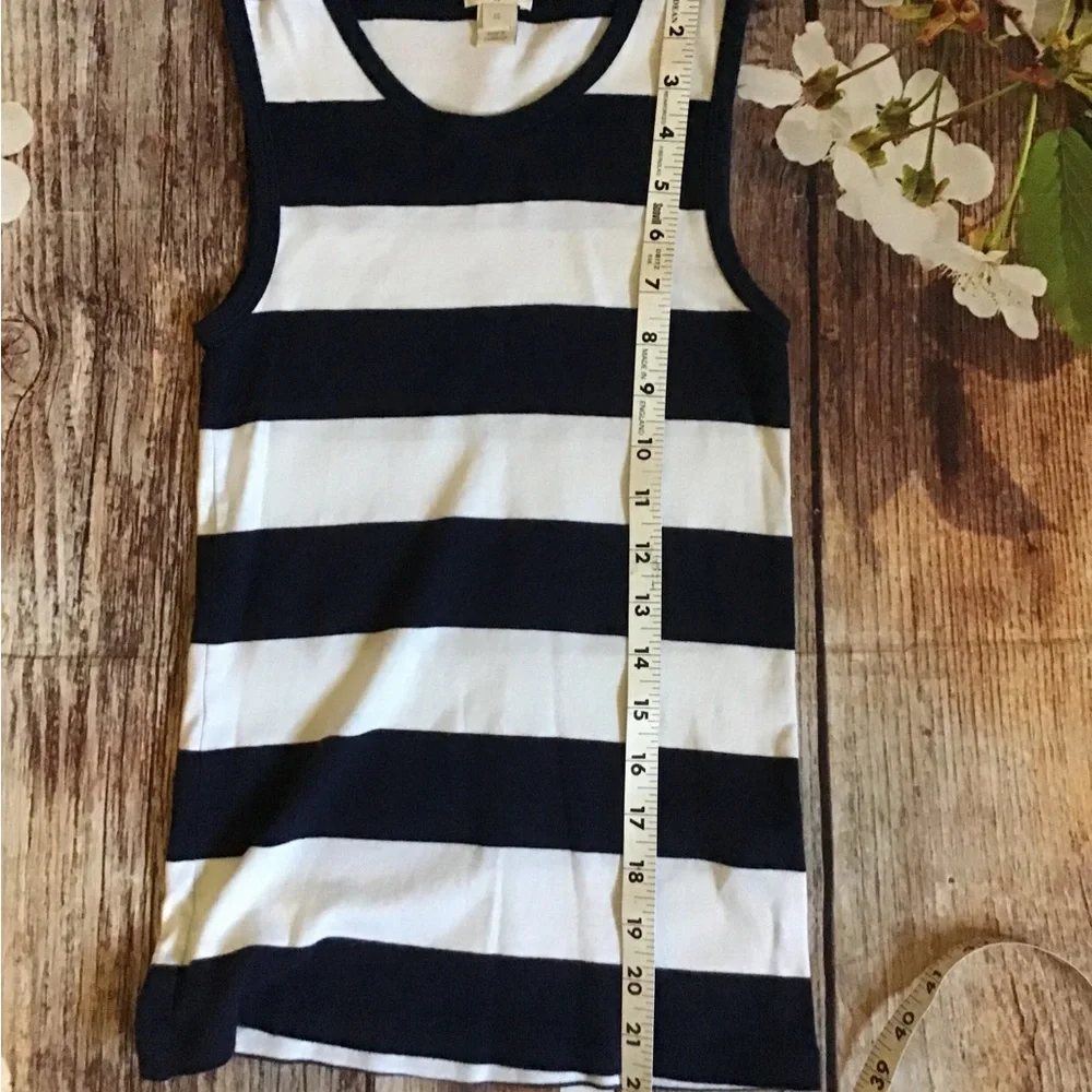 Women’s size extra small J.Crew tank top cc